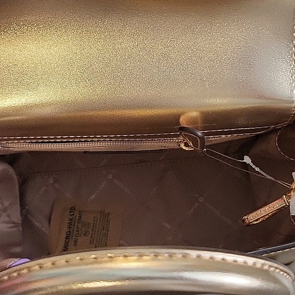 NWT MICHAEL KORS PALE GOLD CARMEN SATCHEL - Picture 7 of 14